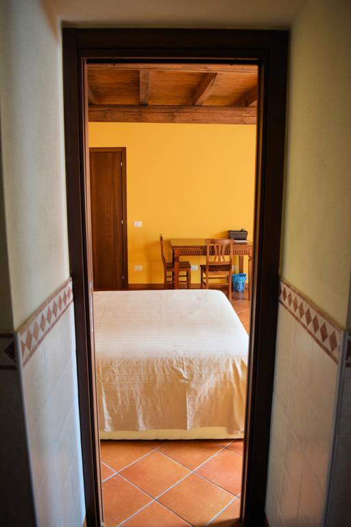 Corte Certosina Trezzano sul Naviglio Room photo